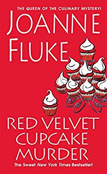 Red Velvet Cupcake Murder (Hannah Swensen series Book 16)